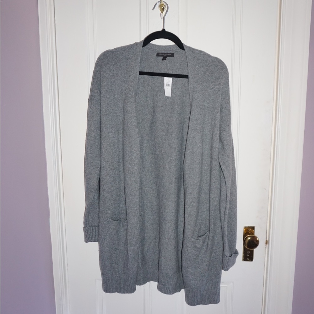 Banana republic gray sweater